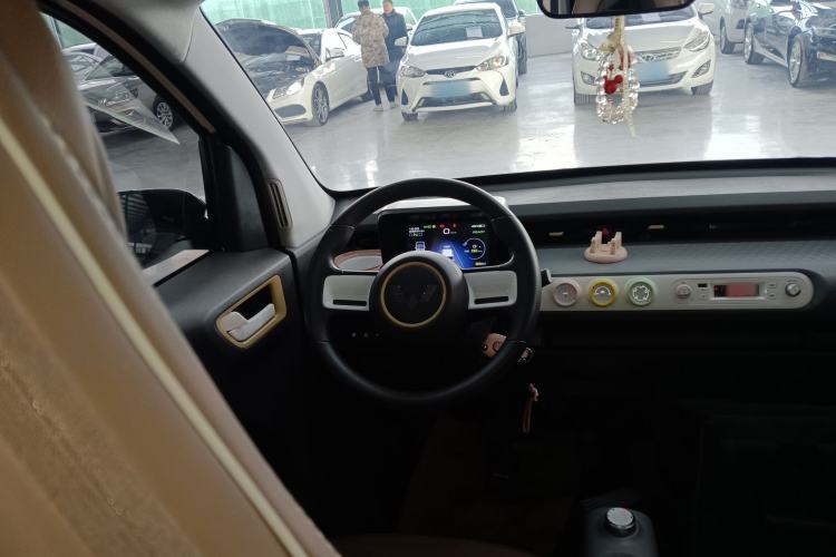 Used Wuling Hongguang MINIEV 2022 GAMEBOY 200km Gaming Edition with Lithium Iron Phosphate