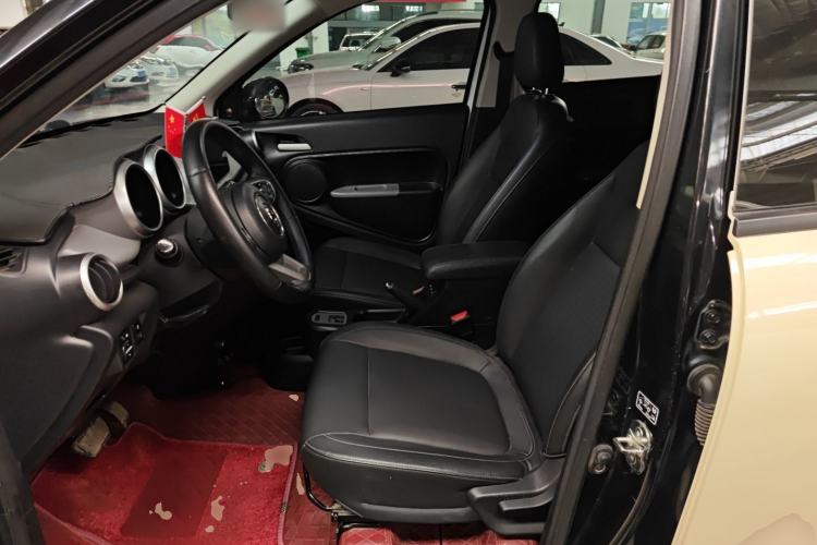 Used ORA Black Cat 2021 351 km Standard Version
