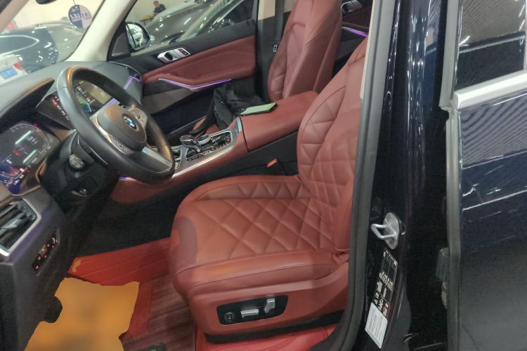 Used BMW X5 2022 Restyled xDrive 30Li Luxury Version M Sport Package
