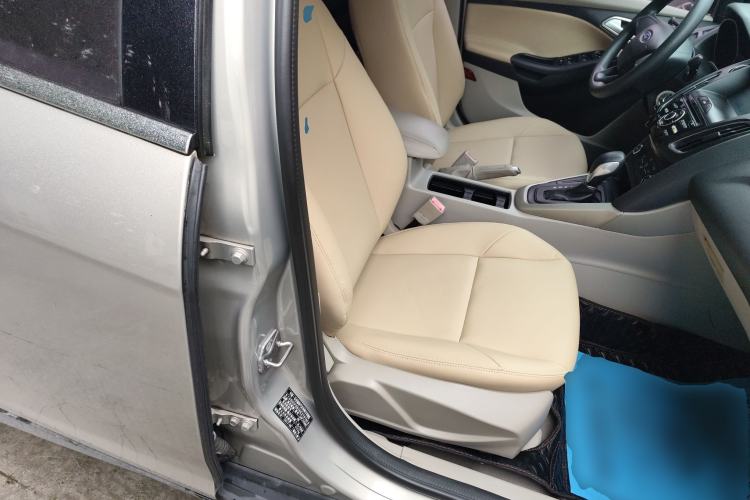 Used Ford Focus 2017 Sedan 1.6L Automatic Comfort Plus SmartDrive Edition
