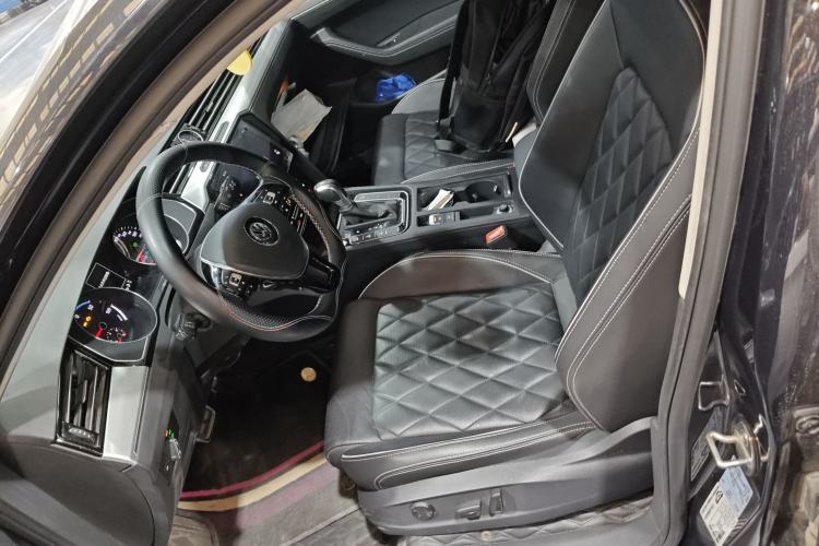 Used Volkswagen Magotan GTE Plug-in Hybrid 2020 GTE Luxury Model
