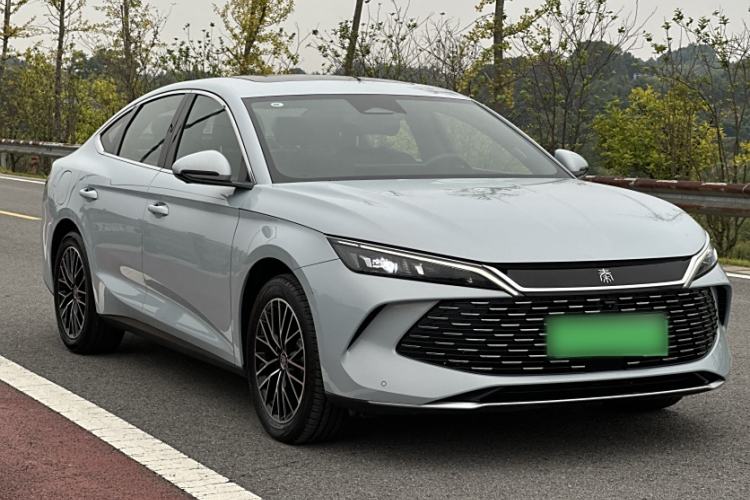 Used BYD Qin L 2024 DM-i 120KM Excellence Model
