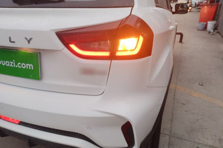 Used Geely Auto Vision X3 2021 PRO 1.5L CVT Deluxe Model
