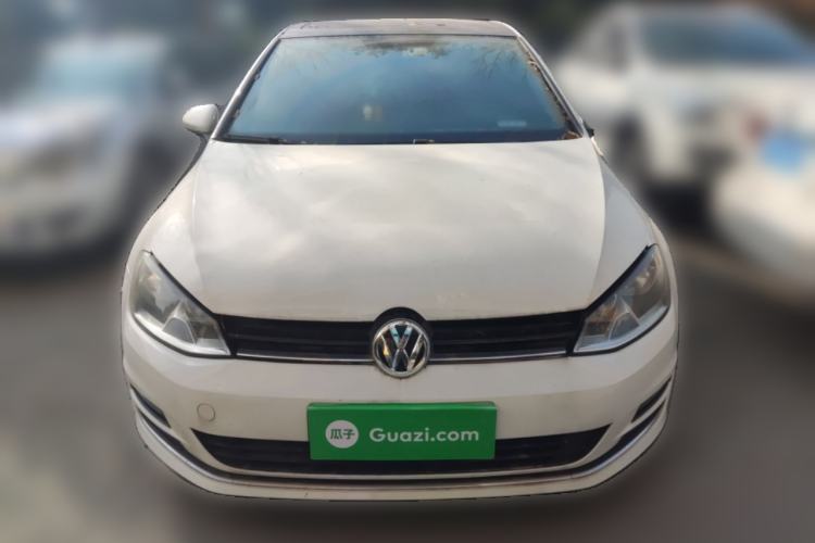 Used Volkswagen Golf 2016 230TSI Manual Comfort Version
