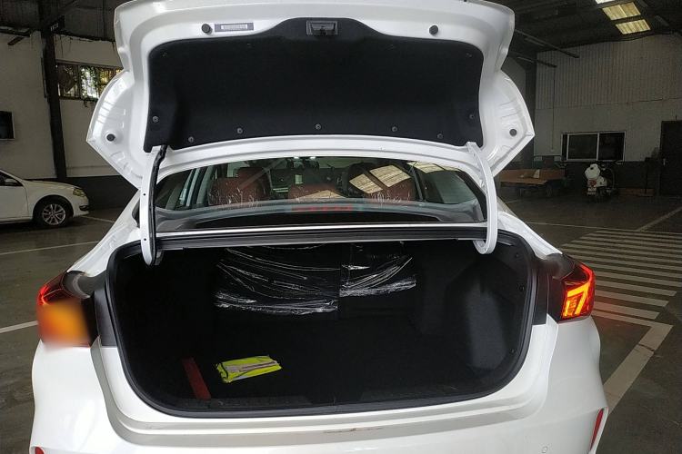 Used Changan Eado 2025 PLUS 1.4T Dual-Clutch High-Energy Version
