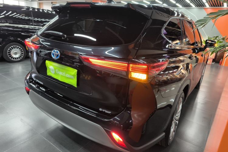 Used Toyota Highlander 2022 Dual-Engine 2.5L Four-Wheel Drive Prestige Version 7 Seats
