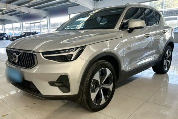 Used Volvo XC40 2023 B4 4x4 Smart Luxury Edition