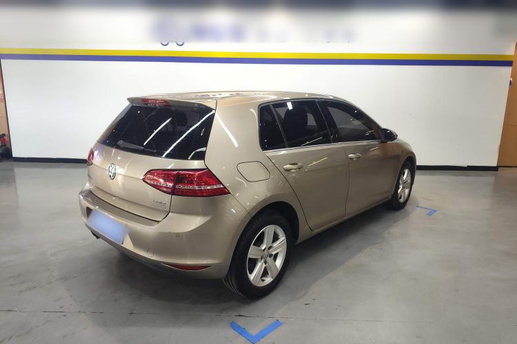 Used Volkswagen Golf 2016 230TSI Automatic Comfort Version
