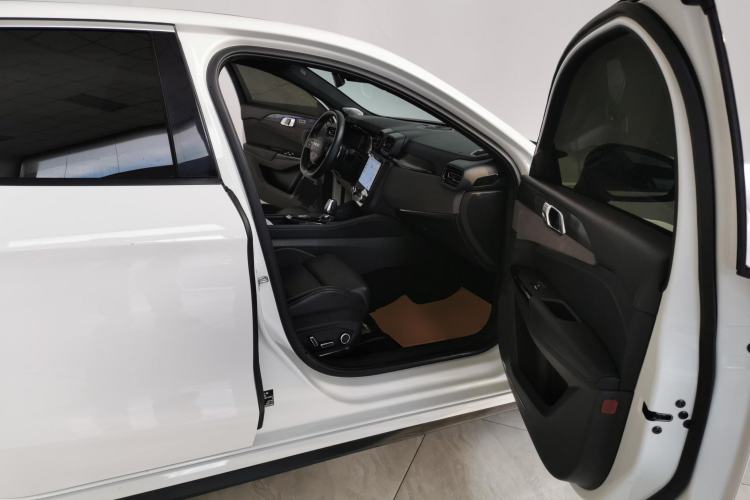 Used Lynk & Co 03 2022 1.5TD DCT JingPro
