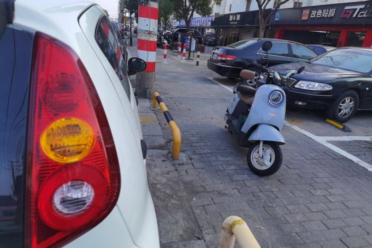 Used BYD F0 2012 1.0L XuanKu Trim
