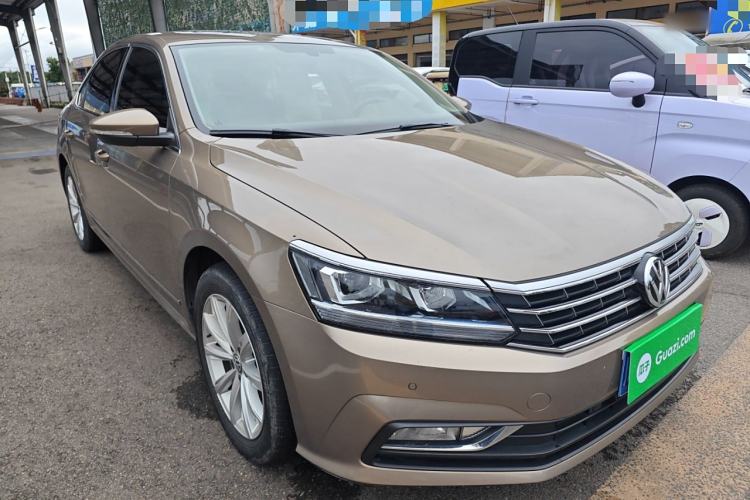Used Volkswagen Passat 2017 330TSI DSG Luxury Edition
