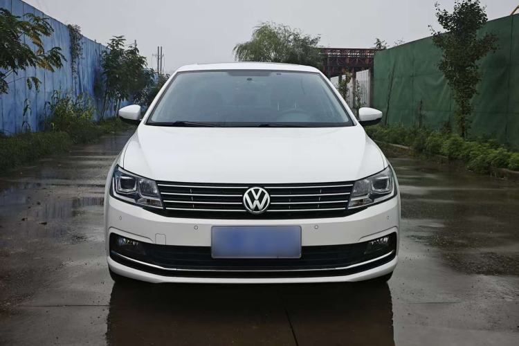 Used Volkswagen Lavida 2017 1.6L Manual Comfort Edition
