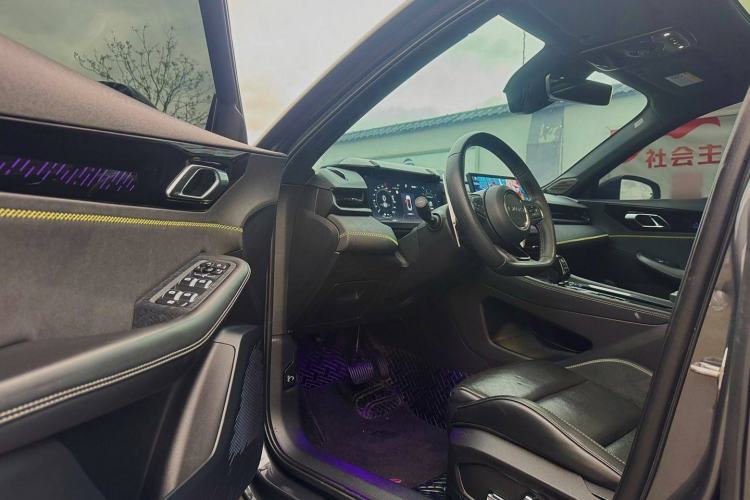 Used Lynk & Co 03 2023 2.0TD DCT JingPro
