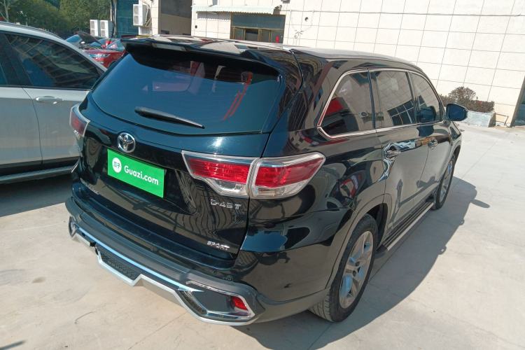 Used Toyota Highlander 2017 2.0T Two-Wheel Drive Luxury Edition 7 Seats
