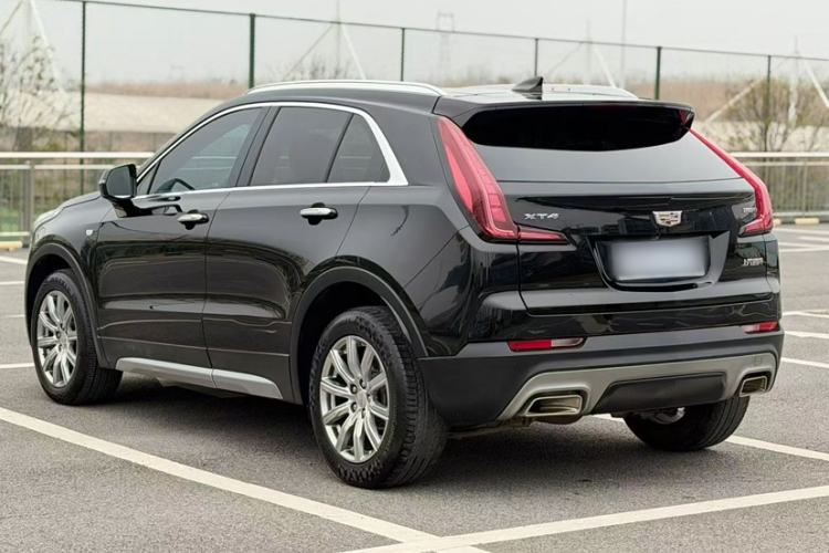 Used Cadillac XT4 2021 28T Two-Wheel Drive Leading Version
