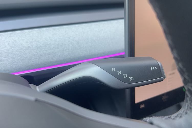 Used Tesla Model Y 2024 Long-Range All-Wheel-Drive Version
