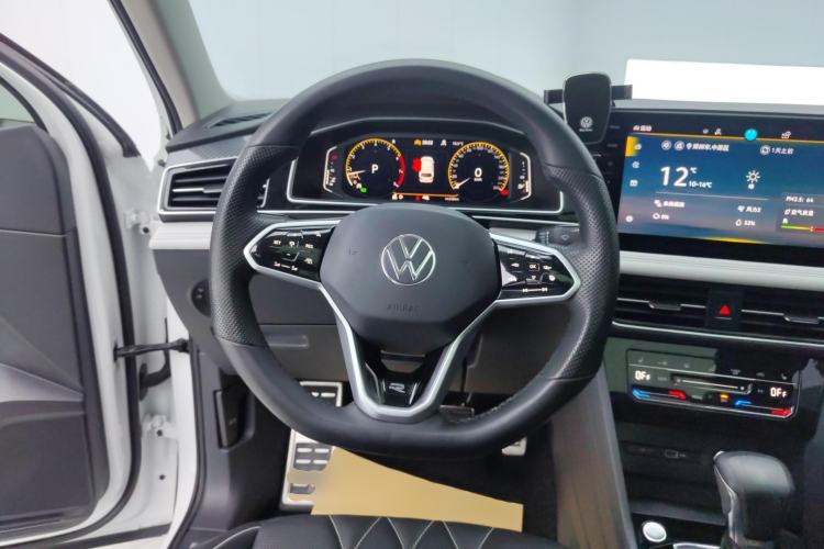 Used Volkswagen Tiguan L 2023 380TSI Automatic All-Wheel Drive R-Line Enhanced 7-Seater
