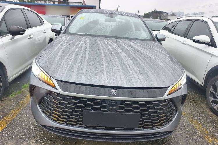 Used BYD Qin PLUS 2025 DM-i Smart Drive 55KM Leading Model
