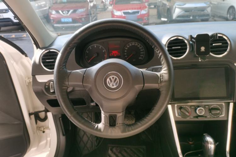 Used Volkswagen Jetta 2015 1.6L Automatic Comfort Model
