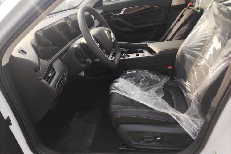 Used Bestune B70 2025 Dragon Edition 1.5T Enjoyment Model
