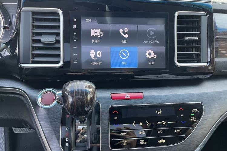 Used Honda Elysion 2016 2.4L Luxury Edition
