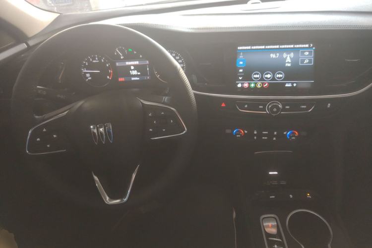 Used Buick Regal 2024 25T Deluxe Edition
