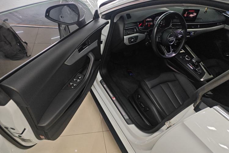 Used Audi A5 2017 Sportback 40 TFSI Fashion Model
