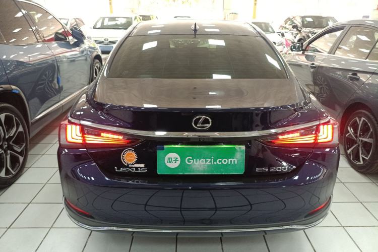 Used Lexus ES 2020 200 Excellence Edition