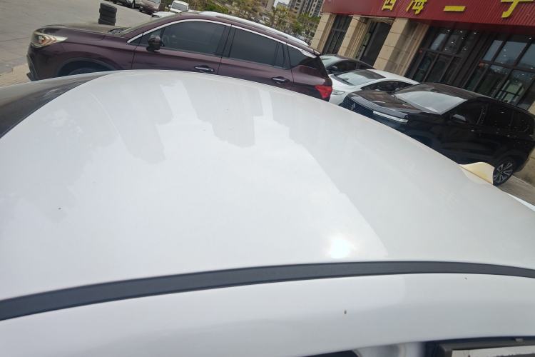 Used Hyundai Elantra 2016 1.6L Automatic Smart Version
