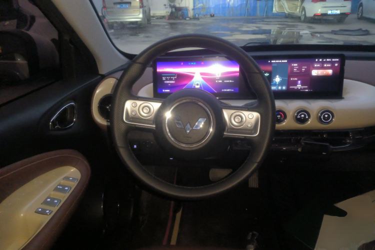 Used Wuling Bingo 2023 333 km Lingxi Connected+ Version
