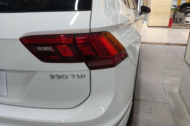 Used Volkswagen Tiguan L 2024 Outstanding Model 330TSI Automatic Two-Wheel Drive R-Line Dragon Glory Edition
