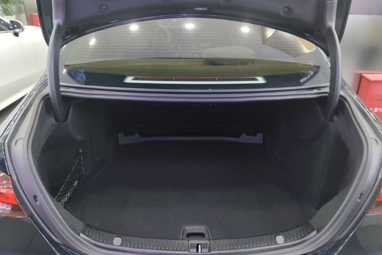 Used Mercedes-Benz E-Class 2021 Facelift E 260 L Sport Edition
