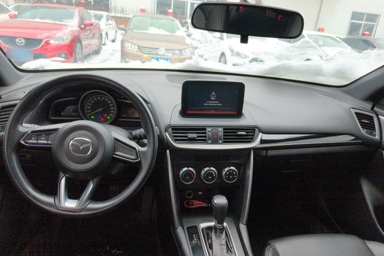 Used Mazda CX-4 2018 2.0L Automatic Two-Wheel Drive Blue Sky Dynamic Version China V Standard