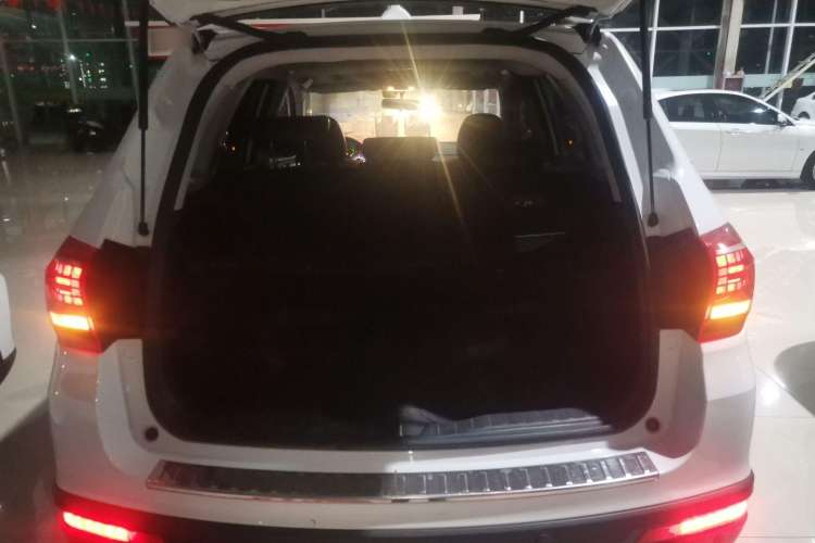 Used Haval H6 2015 Sport Edition 1.5T Automatic Two-Wheel Drive Luxury Model