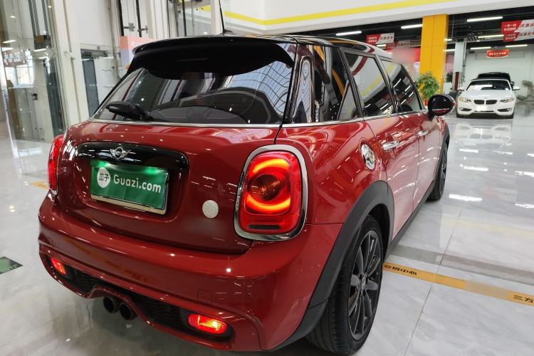 Used  MINI 2016 2.0T COOPER S Pioneer Edition Five-Door Model
