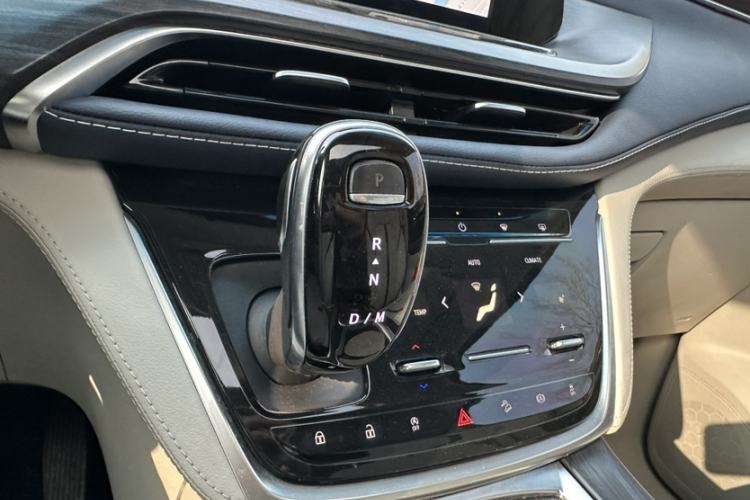 Used Buick GL8 2020 ES Land Cruiser 653T Comfort Edition