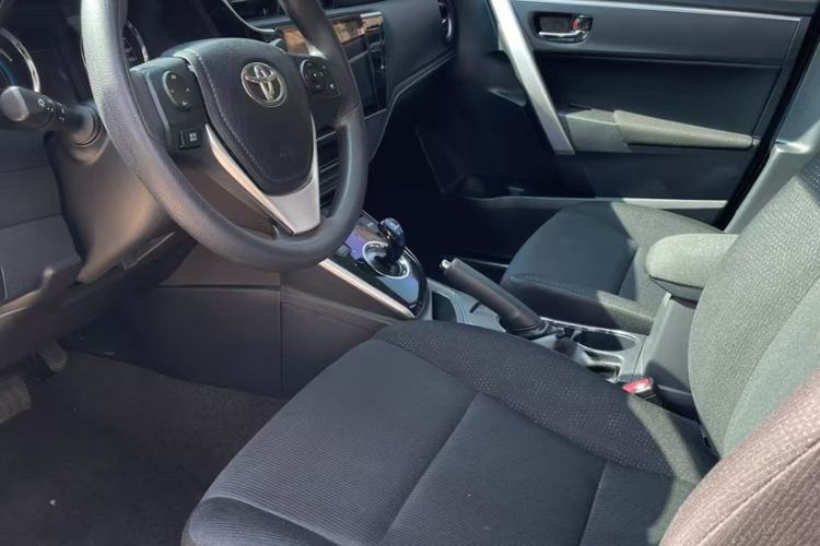 Used Toyota Corolla 2017 Revised Dual-Engine 1.8L E-CVT Leading Edition