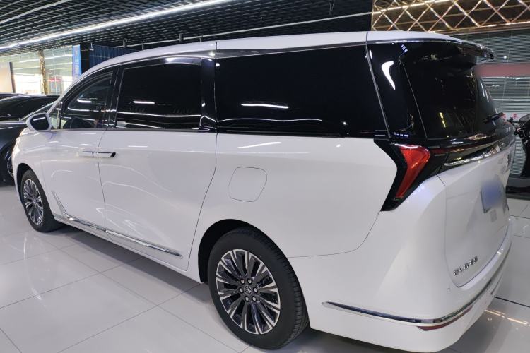 Used Buick GL8 2025 Lu Zun Deluxe Edition