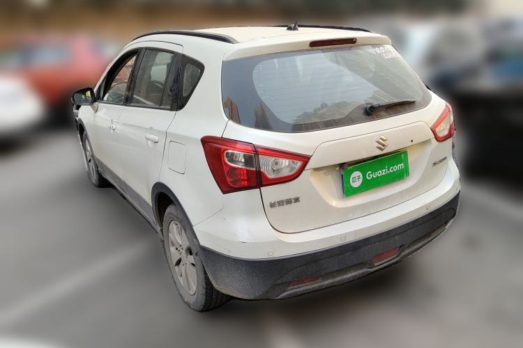 Used Suzuki S-Cross 2015 1.6L CVT Two-Wheel Drive Entry-Level Trim
