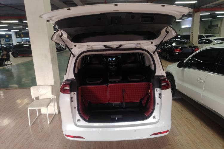 Used GAC Trumpchi M6 2023 PRO 270T DCT Luxury Edition
