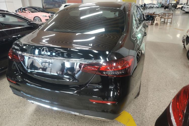 Used Mercedes-Benz E-Class 2021 Restyled E 300 L Sporty and Stylish Edition
