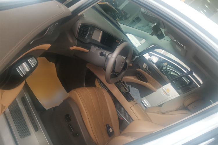 Used Denza D9 2022 DM-i 970 Four-Wheel Drive Flagship Model