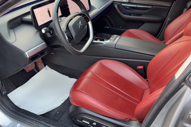 Used XPeng P7 2022 670E+
