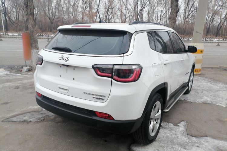 Used  Compass 2017 200T Automatic Family Edition
