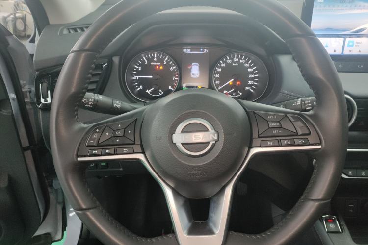 Used Nissan Qashqai 2025 Honor 2.0L CVT XV+ Leading Edition
