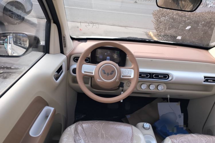Used Wuling Hongguang MINIEV 2024 3rd Generation 215km Youth Edition
