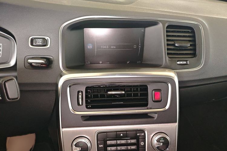 Used Volvo S60 2018 S60L T3 Smart Progress Edition
