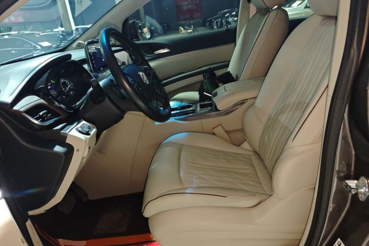 Used Buick GL8 2022 Land Executive Class 652T Prestige Model