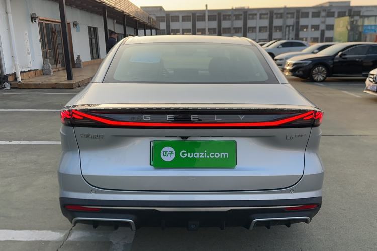 Used  L6 2025 EM-i 140km Starship Edition