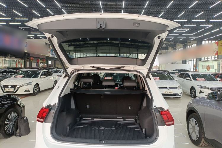 Used Volkswagen Tiguan L 2022 330TSI Automatic Two-Wheel Drive Smart Edition
